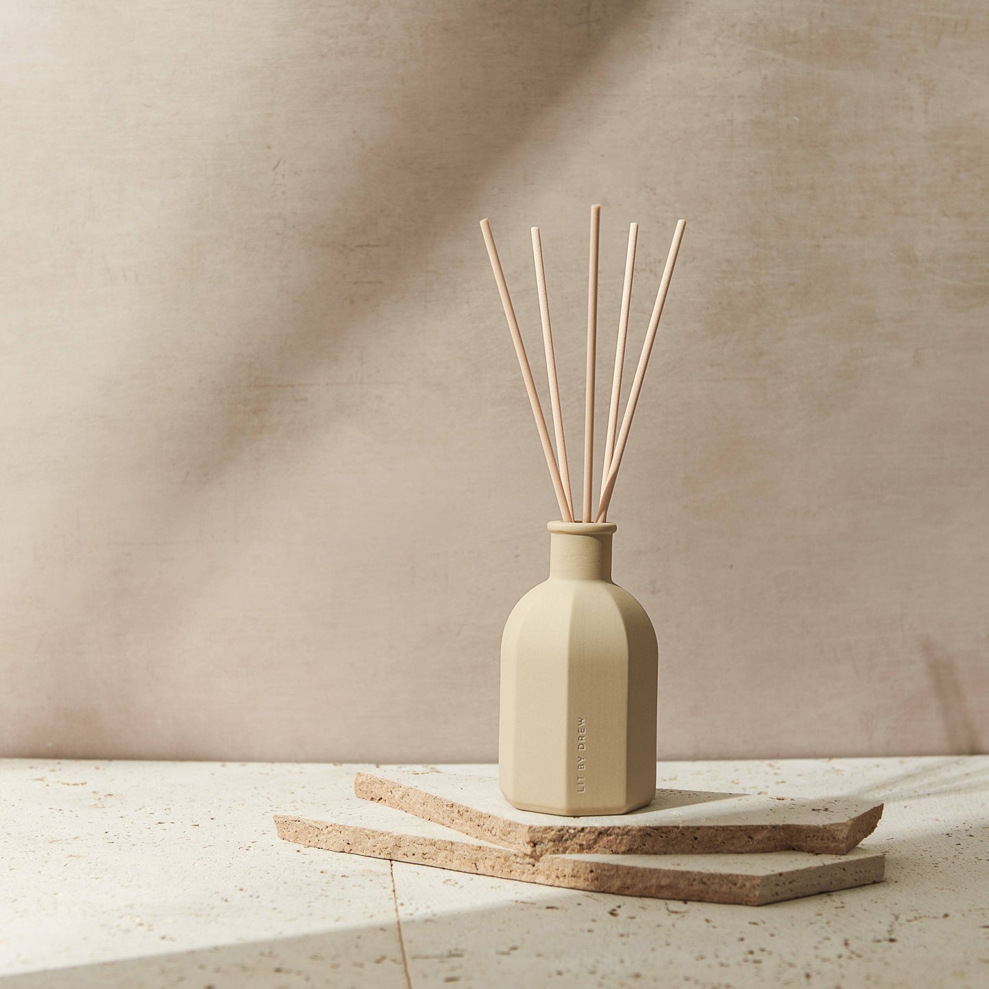 Reed Diffuser | Ceramic | Beige | Myrrh & Tonka